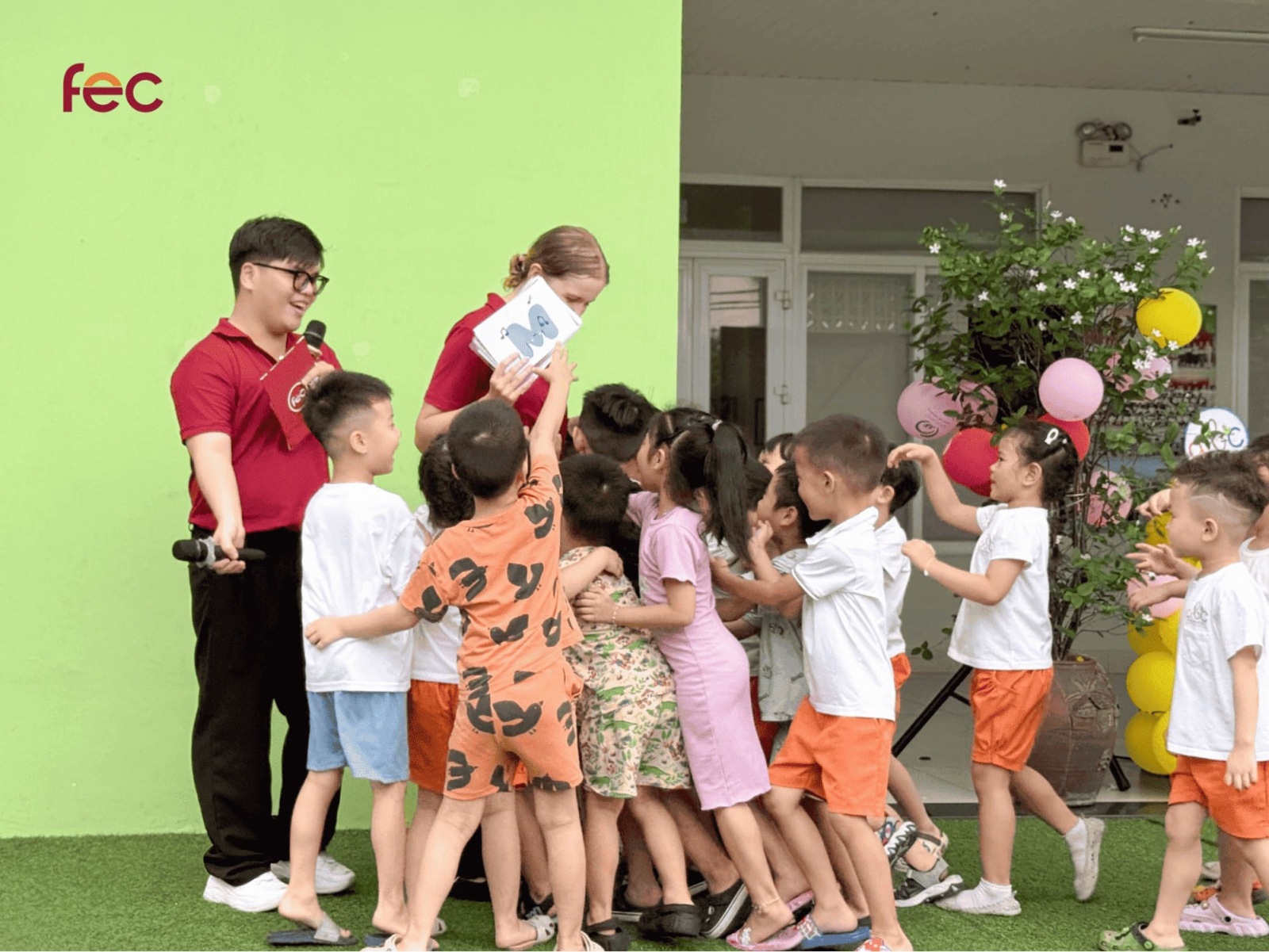 Cách áp dụng phương pháp Montessori cho trẻ mầm non