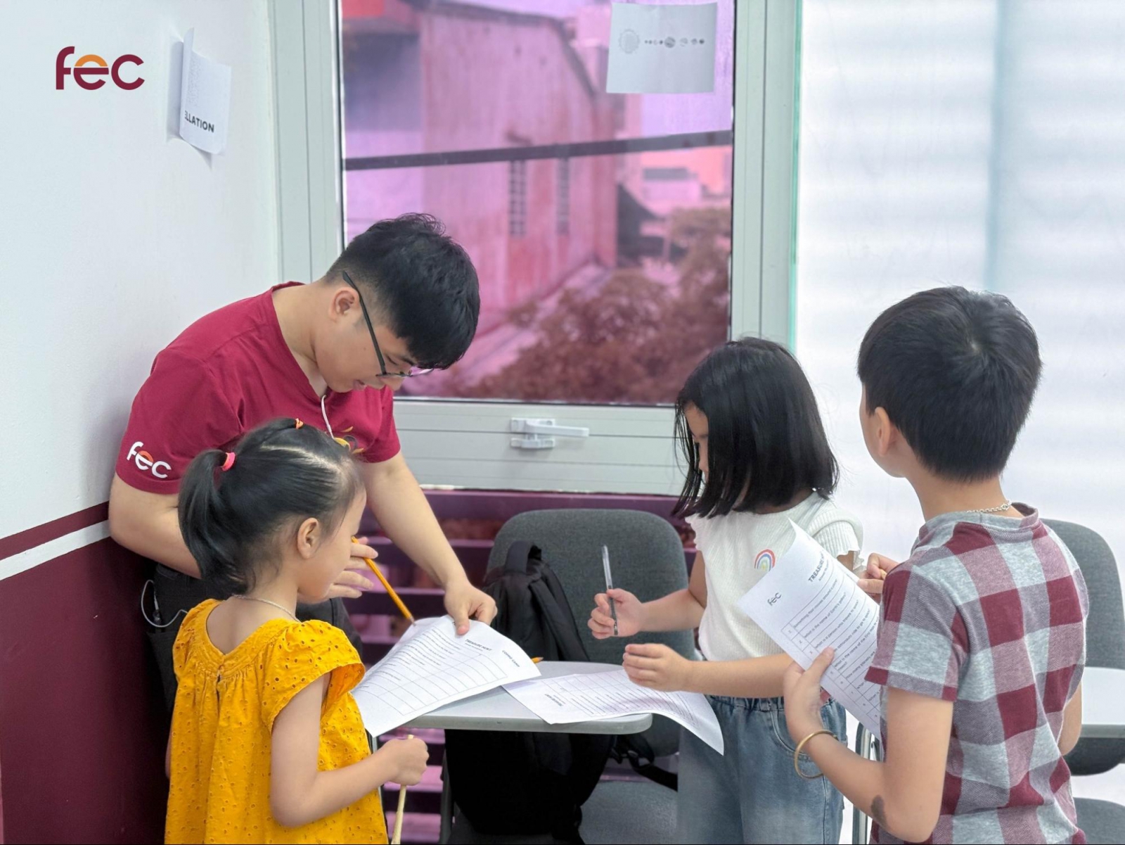 Giờ học Grammar tại FEC